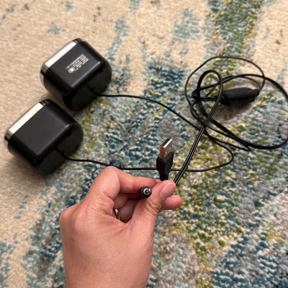 🍀 4/$15! 🔈Basic USB Speakers - Picture 5 of 5